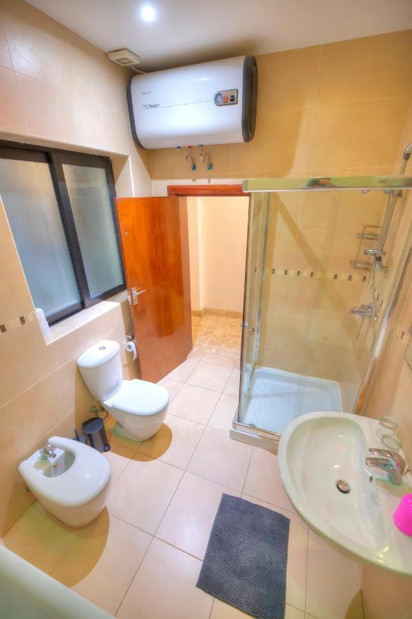 Enormous 3Bedrooms Seafront With Balcony Pdeh1-1 สลีมา ภายนอก รูปภาพ